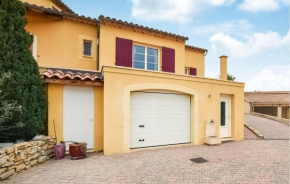 Awesome Apartment In Visan